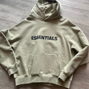 Essentials sweatshirt in perfect condition